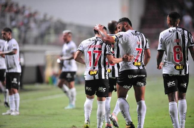 Fotos do jogo entre Atltico e Coritiba