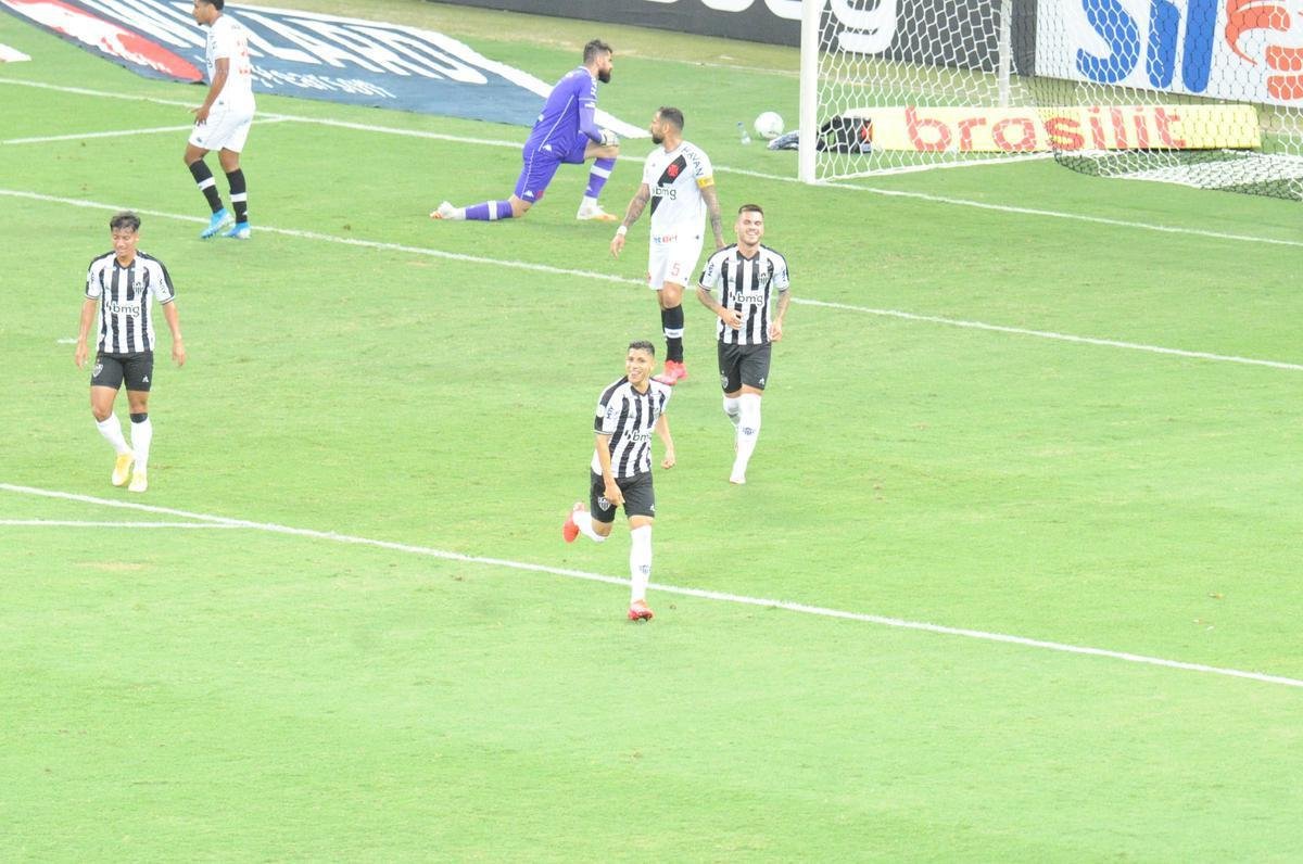 Fotos do duelo entre Atltico e Vasco, no Mineiro, pelo Campeonato Brasileiro