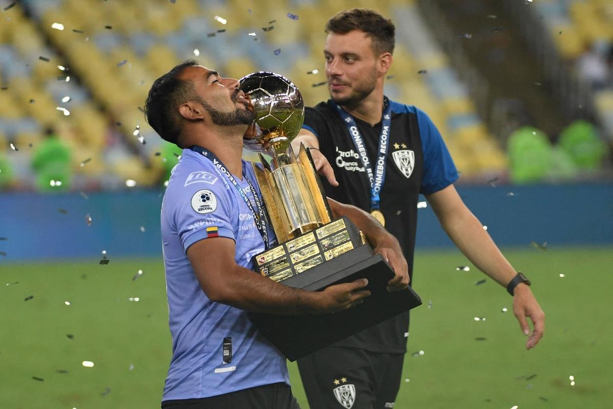 Del Valle venceu Flamengo nos pnaltis (5 a 4) e conquistou ttulo da Recopa Sul-Americana