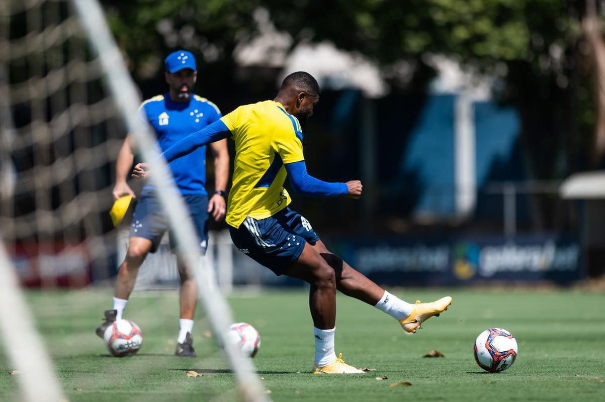 Fotos do treino do Cruzeiro desta quarta-feira (25/8)