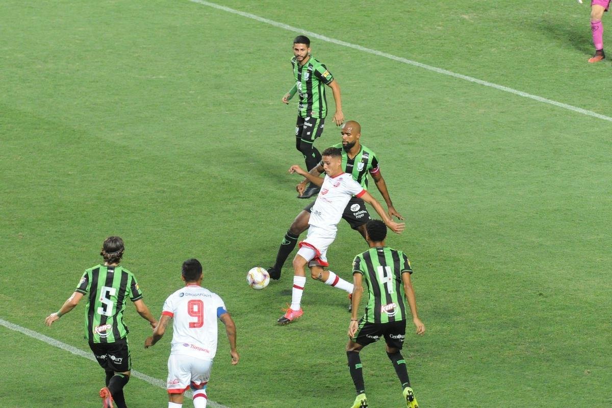 Amrica x Nutico: fotos do jogo desta sexta-feira (09/10), no Independncia, pela 15 rodada da Srie B