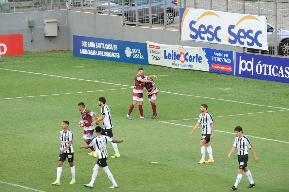 Fotos da vitria do Atltico sobre o Patrocinense, por 3 a 1, no Independncia, em Belo Horizonte, pela quarta rodada do Campeonato Mineiro. Mando foi do clube do interior, que no pde realizar a partida em Patrocnio devido ao elevado nmero de casos de COVID-19 na cidade.