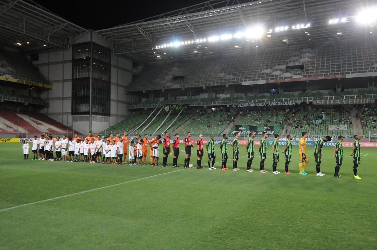 Com gols de Felipe Augusto e Al, Amrica venceu Coimbra por 2 a 0, nesta segunda-feira, no Independncia, pela sexta rodada do Campeonato Mineiro