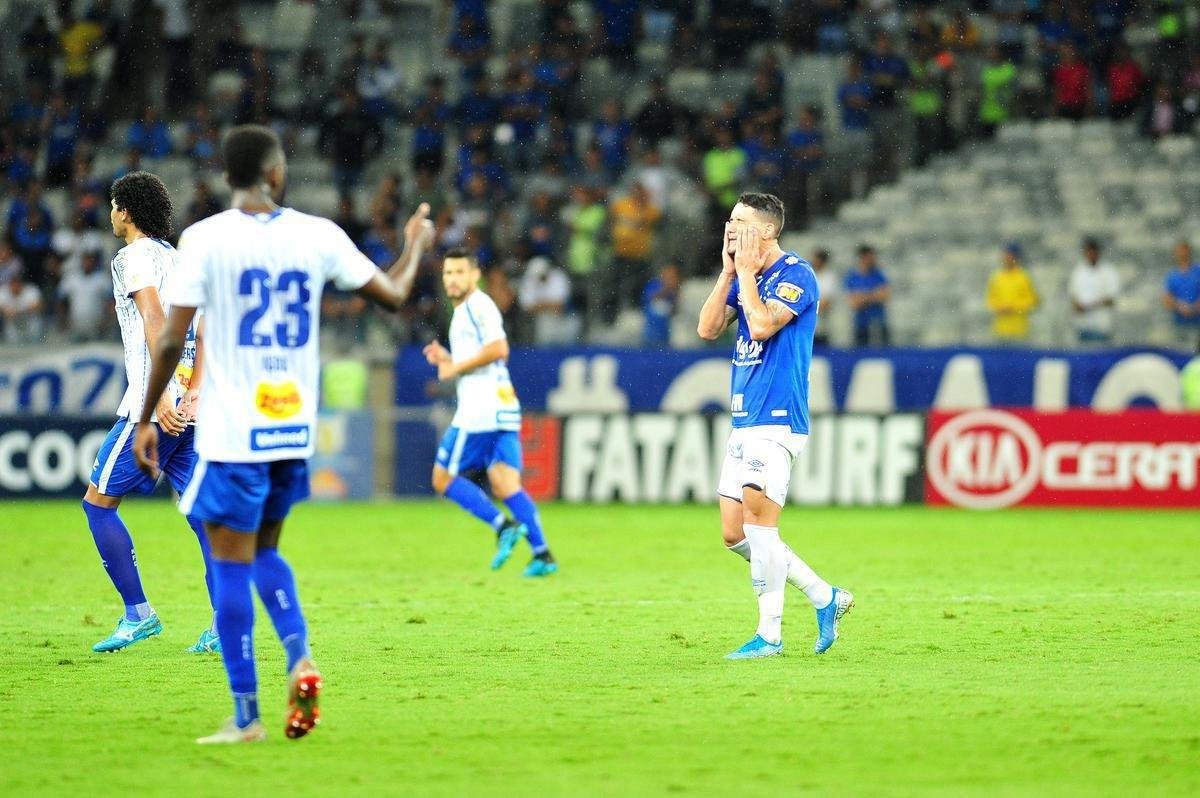 Fotos do segundo tempo de Cruzeiro e Ava, no Mineiro, pelo Brasileiro