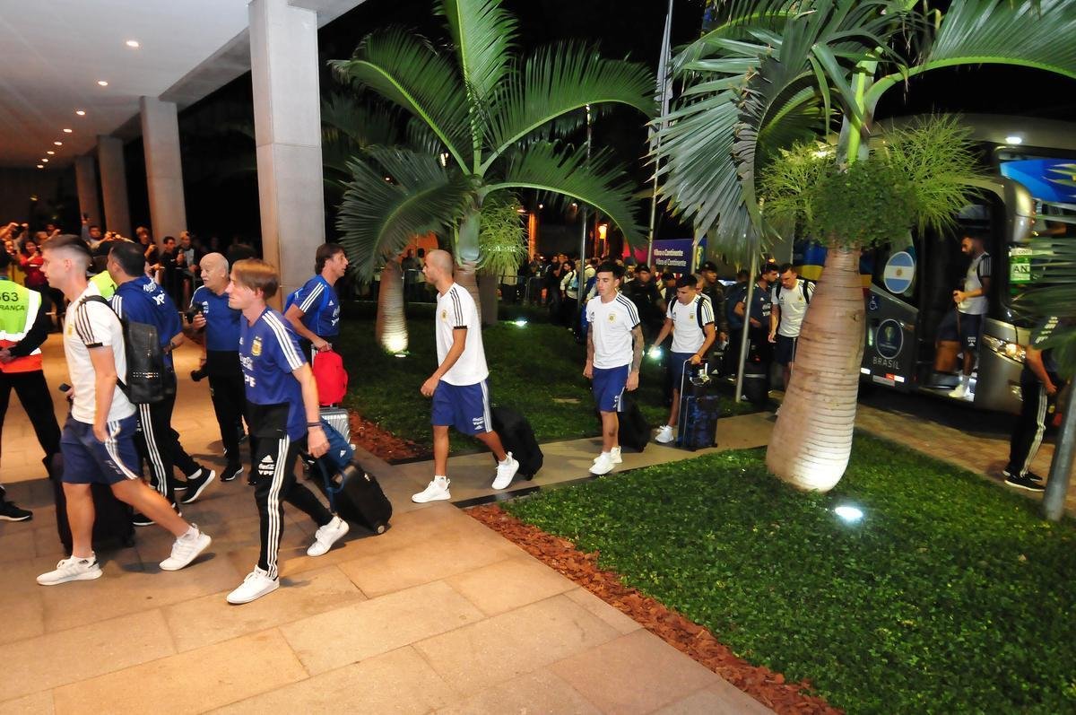 Aps derrota, Argentina chega a Belo Horizonte