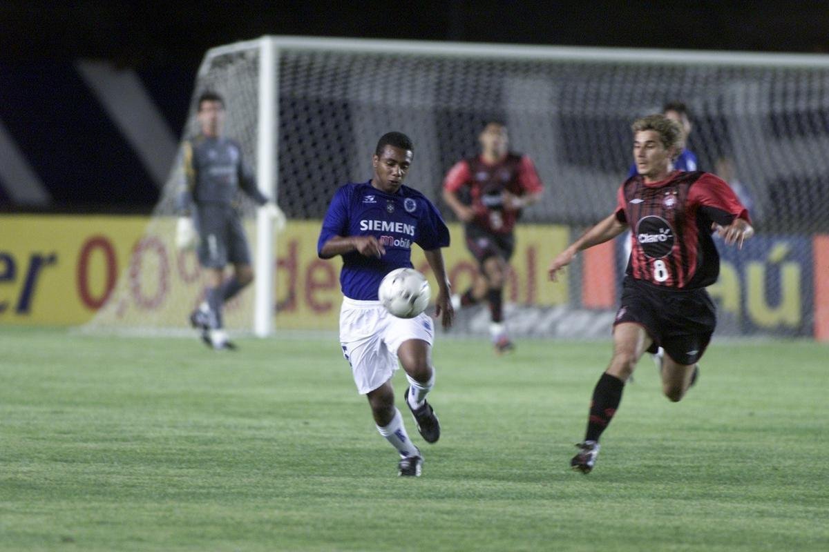 Sete ttulos - Augusto Recife (volante). Perodo: 2001 a 2006. Conquistas: Campeonato Mineiro (2003, 2004, 2006), Campeonato Brasileiro (2003), Copa do Brasil (2003), Supercampeonato Mineiro (2002), Copa Sul-Minas (2002). 
