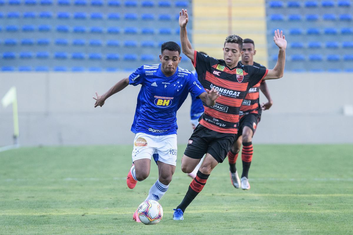 Fotos do jogo entre Oeste e Cruzeiro, pela 15ª rodada da Série B