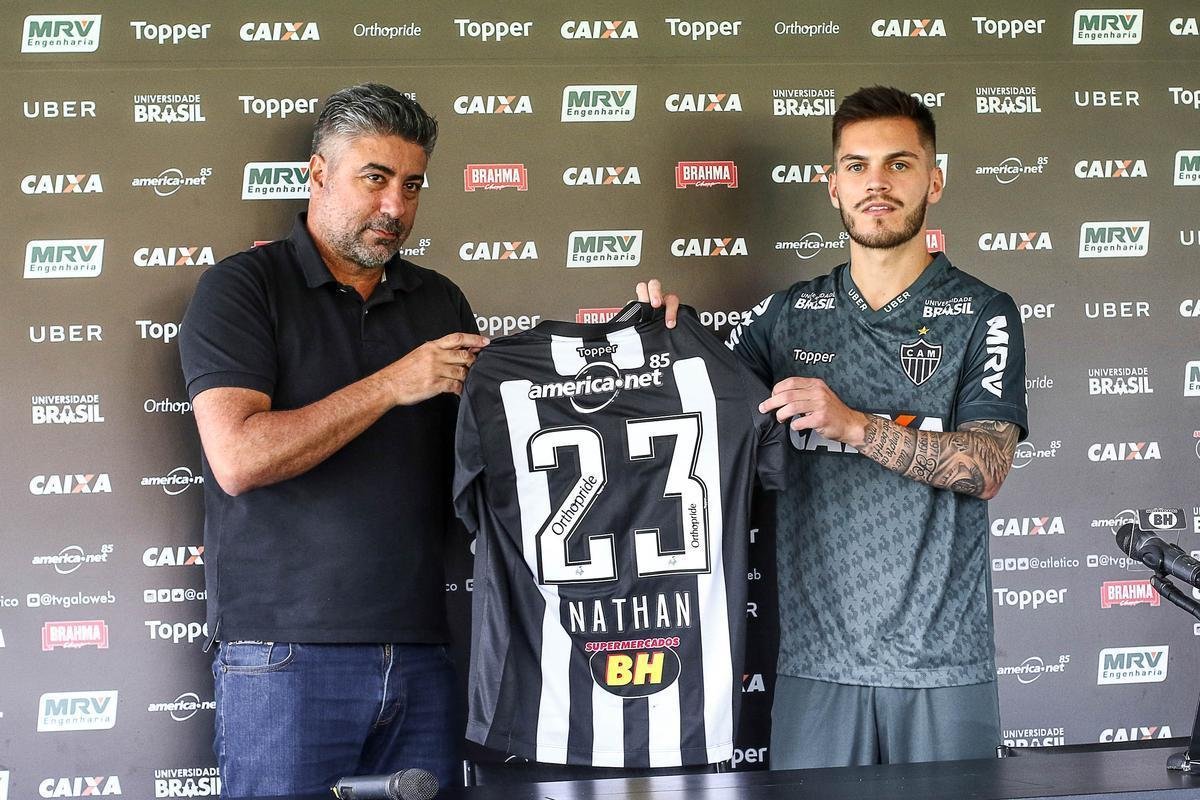 Apresentao do meia Nathan, novo jogador do Atltico
