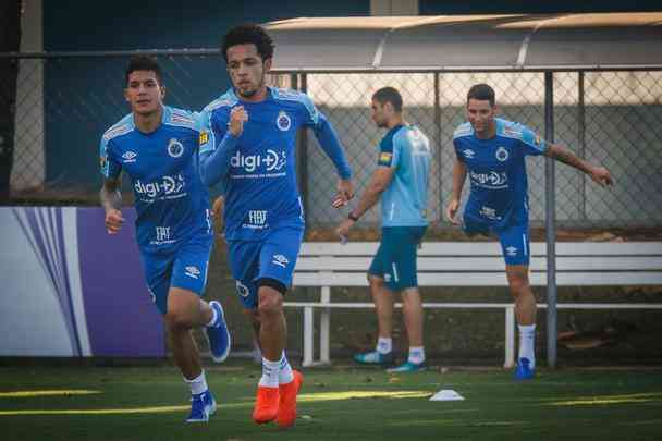 Fotos do treino do Cruzeiro desta segunda-feira (29/04)