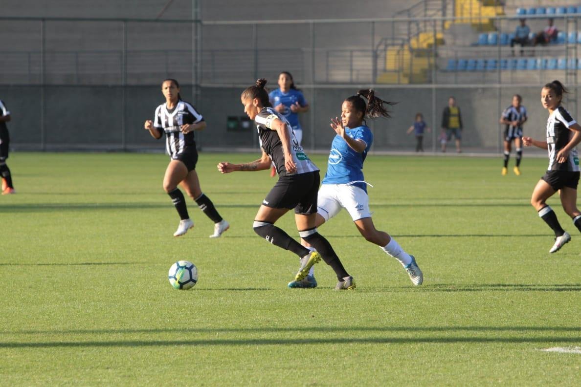 Cruzeiro e Cear se enfrentaram no Sesc, em Venda Nova, em Belo Horizonte