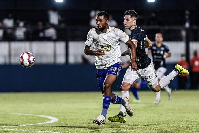 Thiago: 10 jogos, 0 gols