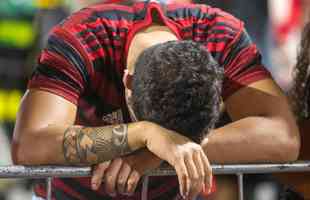 Tristeza dos torcedores do Flamengo na derrota para o Palmeiras