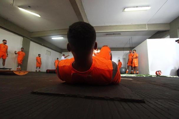 A reapresentação do elenco contou com o goleiro Carlos Miguel, ex-Internacional, o meia Diogo, ex-Atlético-AC e o volante Júlio Romão, ex-Ponte Preta, todos novidades para o elenco Tricolor de 2020