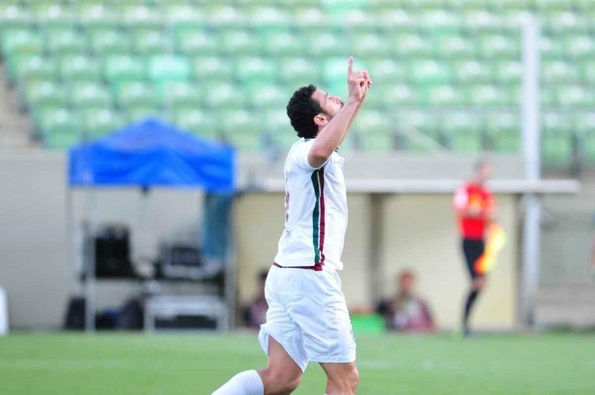 Imagens do jogo entre Amrica e Fluminense no Independncia