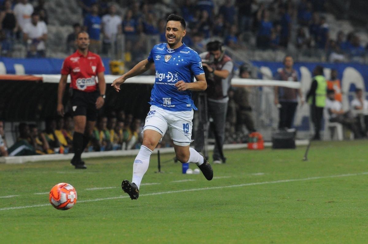 Fotos do duelo entre Cruzeiro e Amrica, no Mineiro
