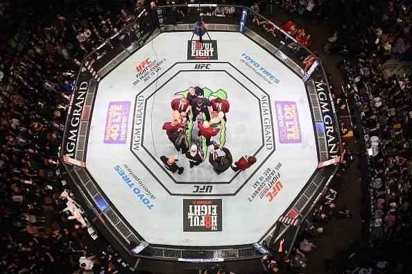 Imagens do incrível nocaute de Conor McGregor sobre José Aldo