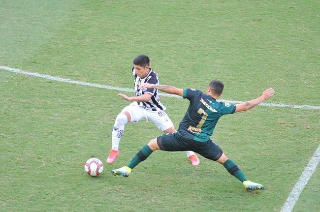 Fotos do jogo de ida da final do Campeonato Mineiro, entre Amrica e Atltico, no Independncia, em Belo Horizonte