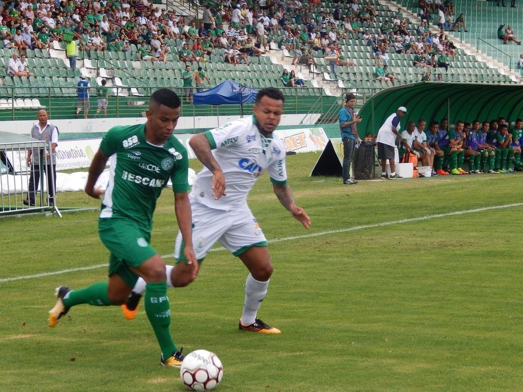 Fotos do jogo entre Guarani e Amrica, no Brinco de Ouro da Princesa, pela 33 rodada da Srie B