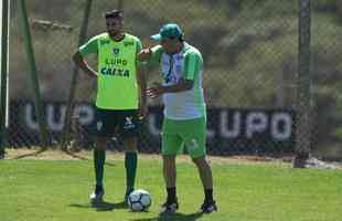 Adilson comandou o primeiro treino no Amrica nesta quarta-feira