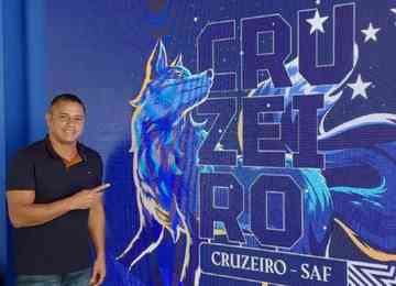 Marcelo Ramos foi à Toca da Raposa II, nesta sexta-feira (19/5), para reencontrar velhos amigos e acompanhar o treino do Cruzeiro

