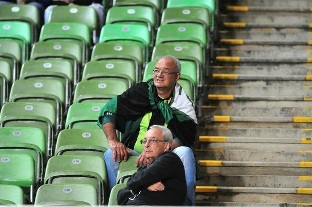 Empate do Amrica com o Oeste, no Independncia, pela Srie B, gerou preocupao na torcida; veja, na galeria, as faces do desnimo do torcedor do Coelho