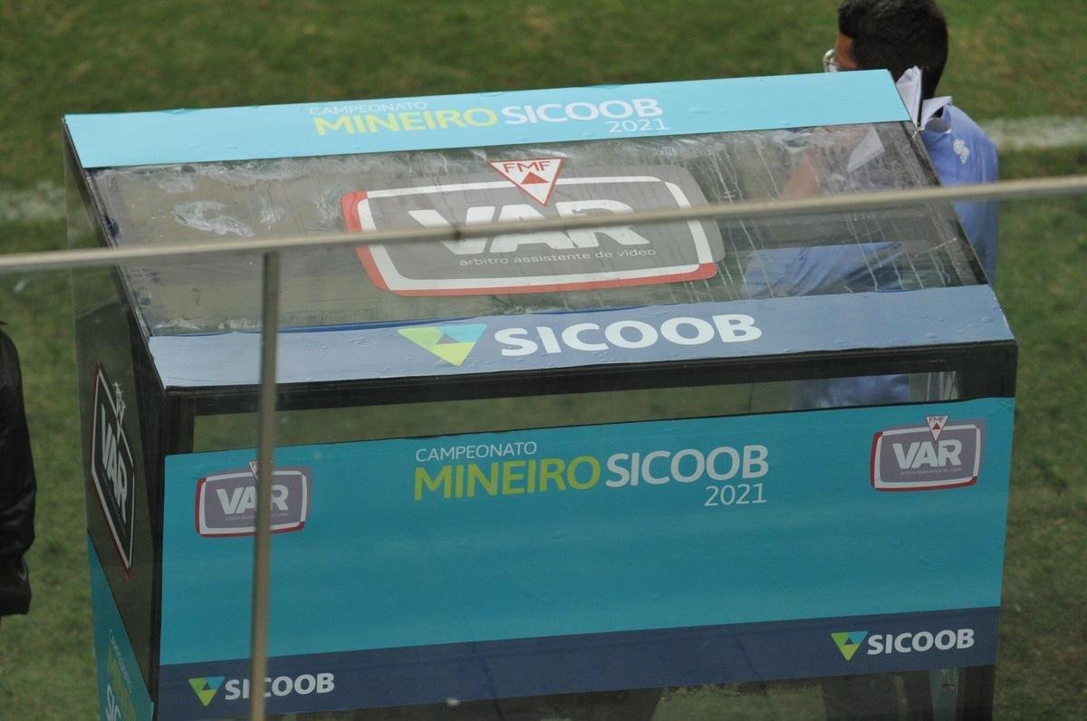 Fotos do jogo de ida da semifinal do Mineiro entre Tombense e Atltico, no Independncia, em Belo Horizonte.