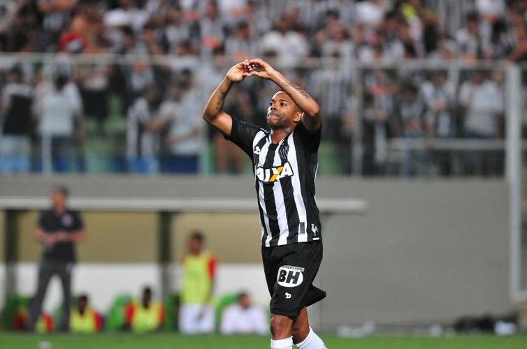 Robinho - 25 gols em 2016
