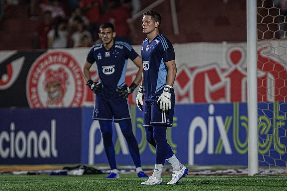 Fotos do jogo entre Vila Nova e Cruzeiro, no estdio Onsio Brasileiro Alvarenga (OBA), em Goinia, pela 35 rodada da Srie B do Brasileiro