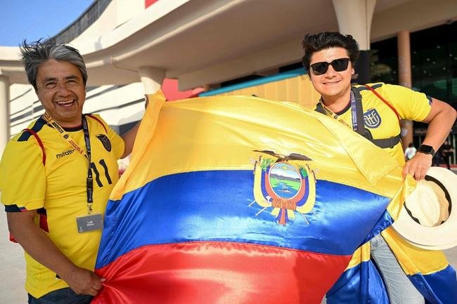 Torcedores do Equador no jogo de abertura da Copa do Mundo