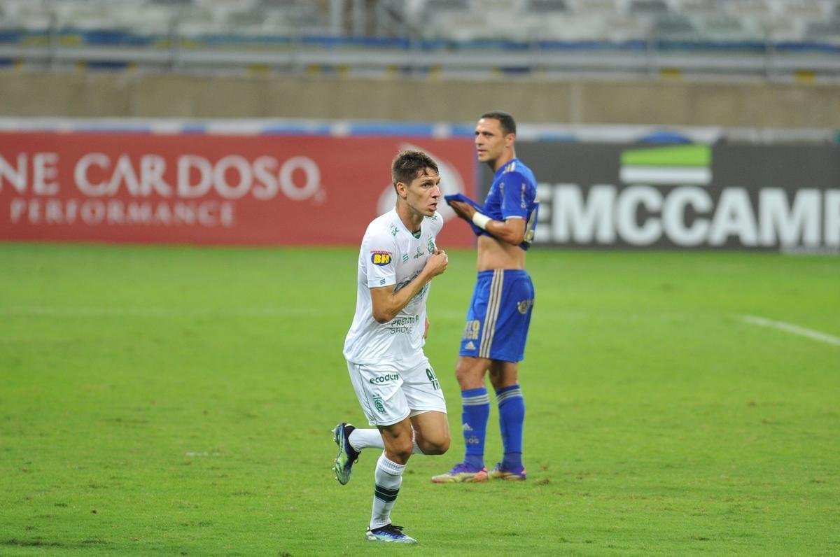 Fotos do clssico de ida da semifinal do Campeonato Mineiro, entre Cruzeiro e Amrica, no Mineiro, em Belo Horizonte