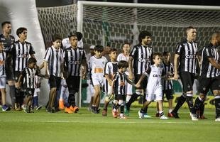 Atl�tico saiu atr�s, conseguiu virada com R�ger Guedes e Ricardo Oliveira, mas cedeu empate no Morumbi
