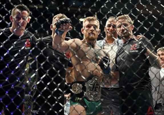 Imagens do incrível nocaute de Conor McGregor sobre José Aldo