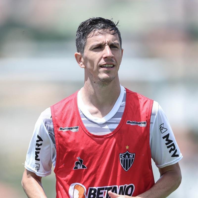 Primeiro treino comandado por Cuca desde a volta ao Atltico