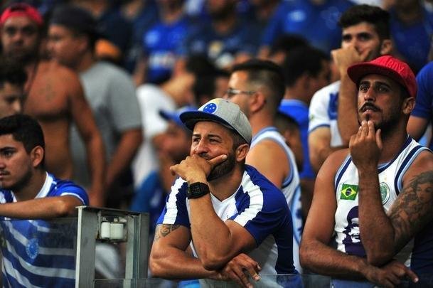 Torcedores pareciam no acreditar no empate com o Vasco no Mineiro