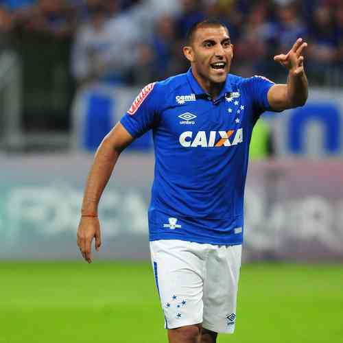 Ex-Cruzeiro, Balu relembra campanha para ir à Copa e papo reto com