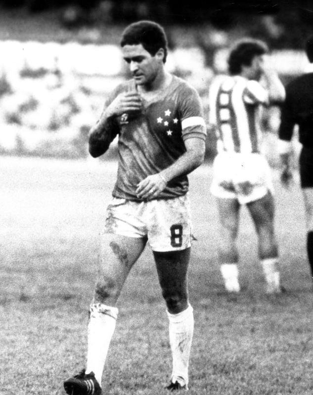 Palhinha - 10 gols em 1975 (Cruzeiro campeo)
