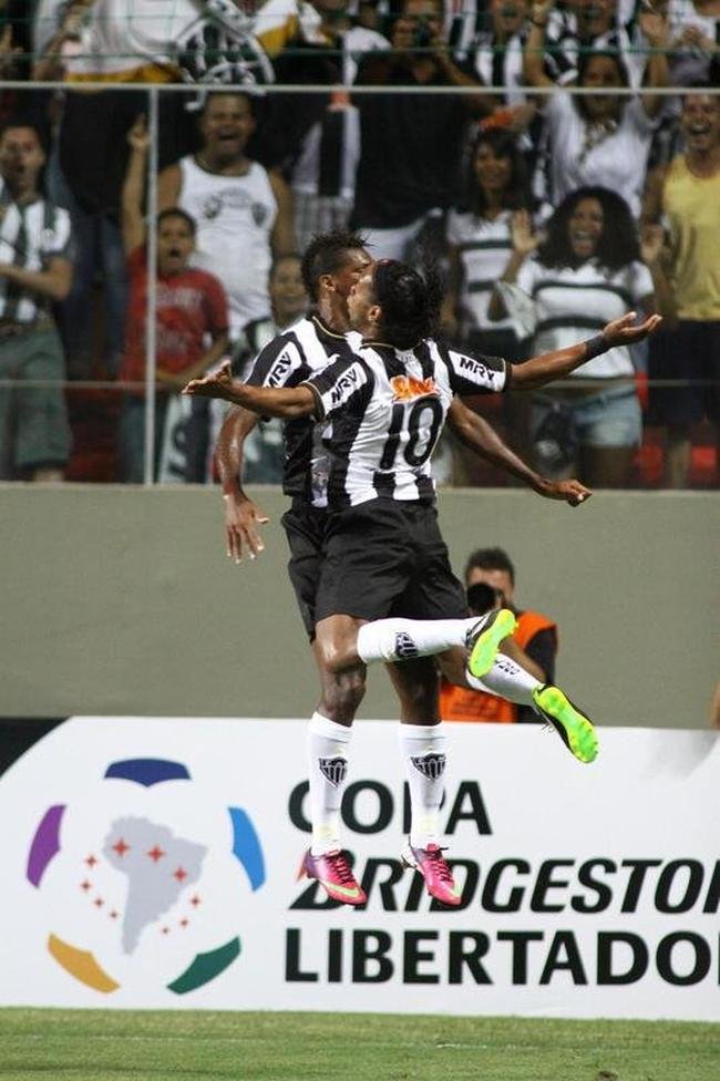 13/02/2013: o Atltico estreava na Copa Libertadores com vitria sobre o So Paulo, por 2 a 1. Partida marcou clssico episdio da 