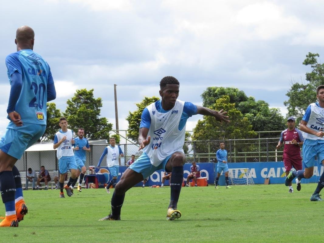 Fotos da reapresentao do Cruzeiro nesta segunda-feira (Matheus Adler/EM D.A Press)
