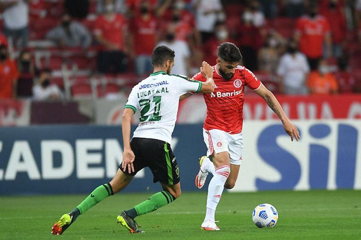 Amrica foi batido pelo Internacional por 3 a 1, em Porto Alegre, pelo Brasileiro