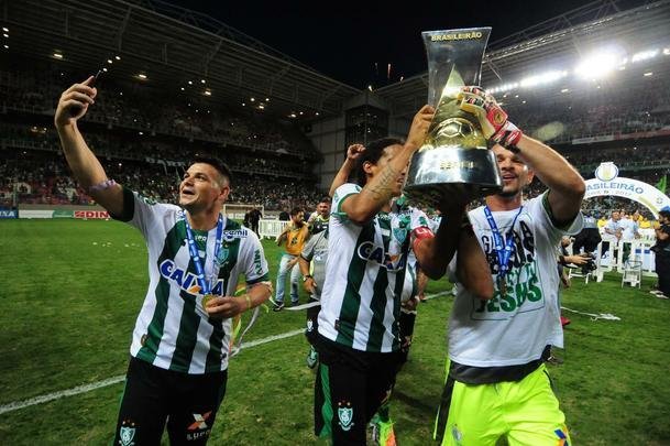 Festa do Amrica no Independncia com o bi da Srie B