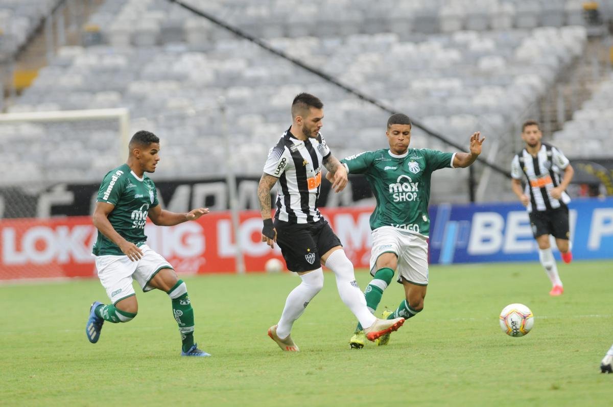 No dia da apresentao de Diego Tardelli, Atltico perde para Caldense no Mineiro