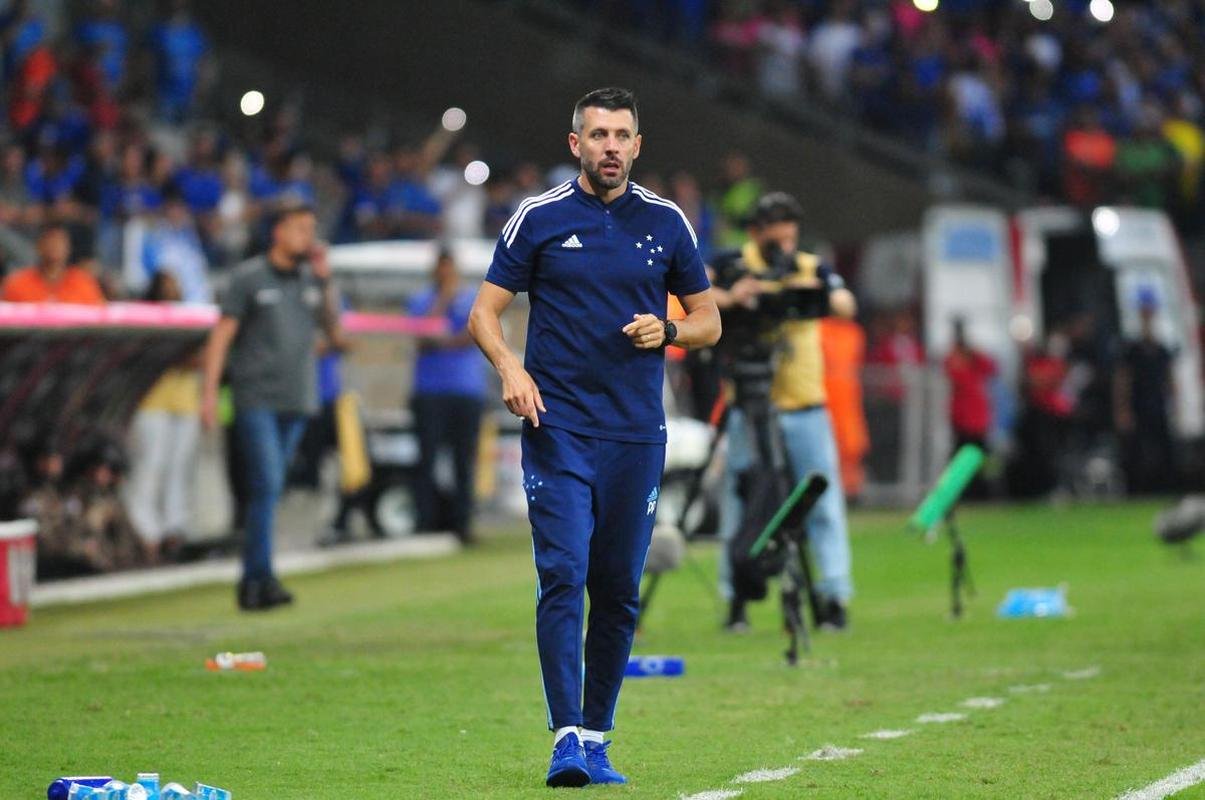 Em reencontro com a torcida aps o ttulo da Srie B, Cruzeiro enfrentou o Ituano no Mineiro, em Belo Horizonte, pela 33 rodada. Veja as melhores imagens!