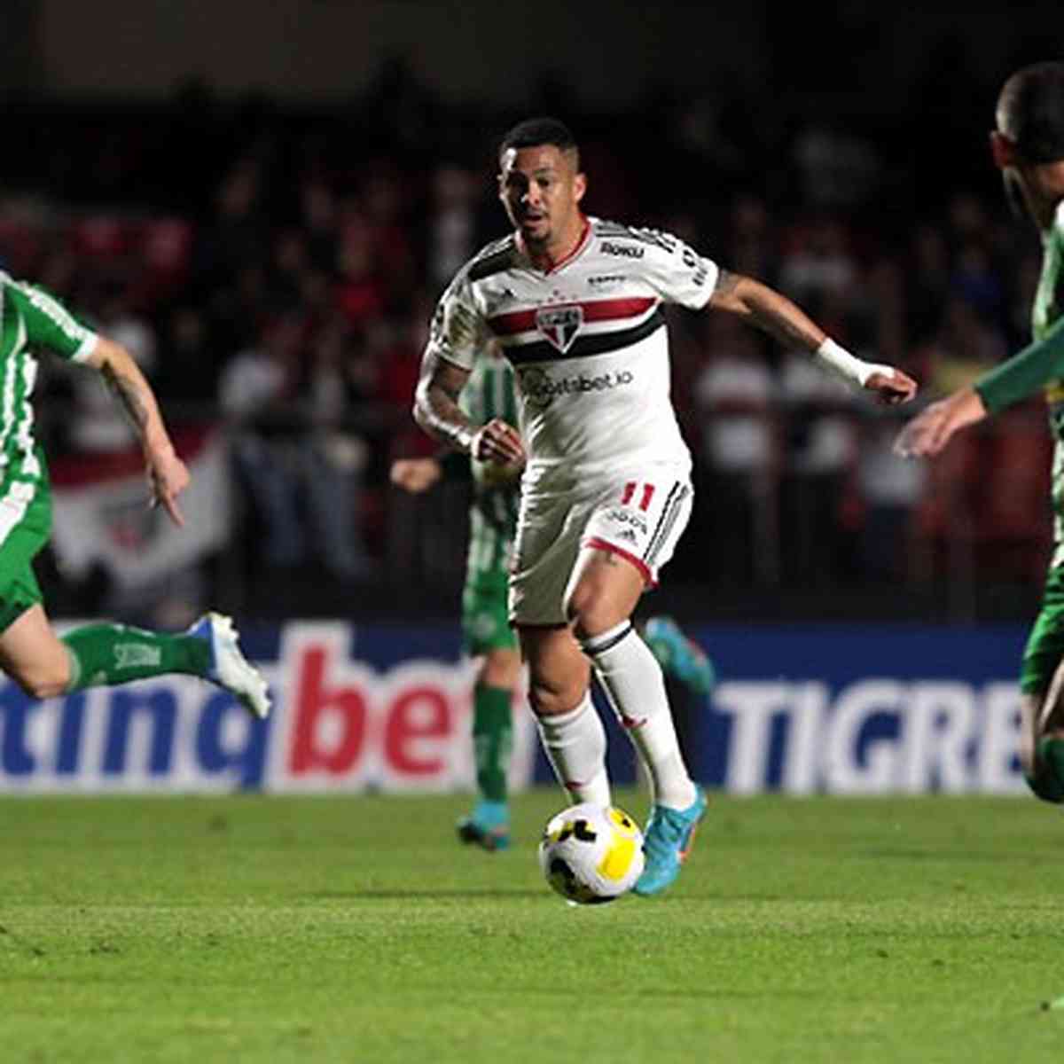 São Paulo empata com Fortaleza e perde chance de entrar no G4 do Brasileiro  - Superesportes