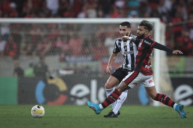 Fotos do jogo de volta das oitavas de final da Copa do Brasil, entre Flamengo e Atltico, no Maracan, no Rio de Janeiro