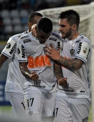 Atltico abriu 2 a 0 sobre o Zamora no primeiro tempo, com dois gols de Alerrandro