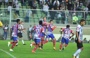 Atltico e Bahia se enfrentaram, no Independncia, pela 15 rodada do Campeonato Brasileiro