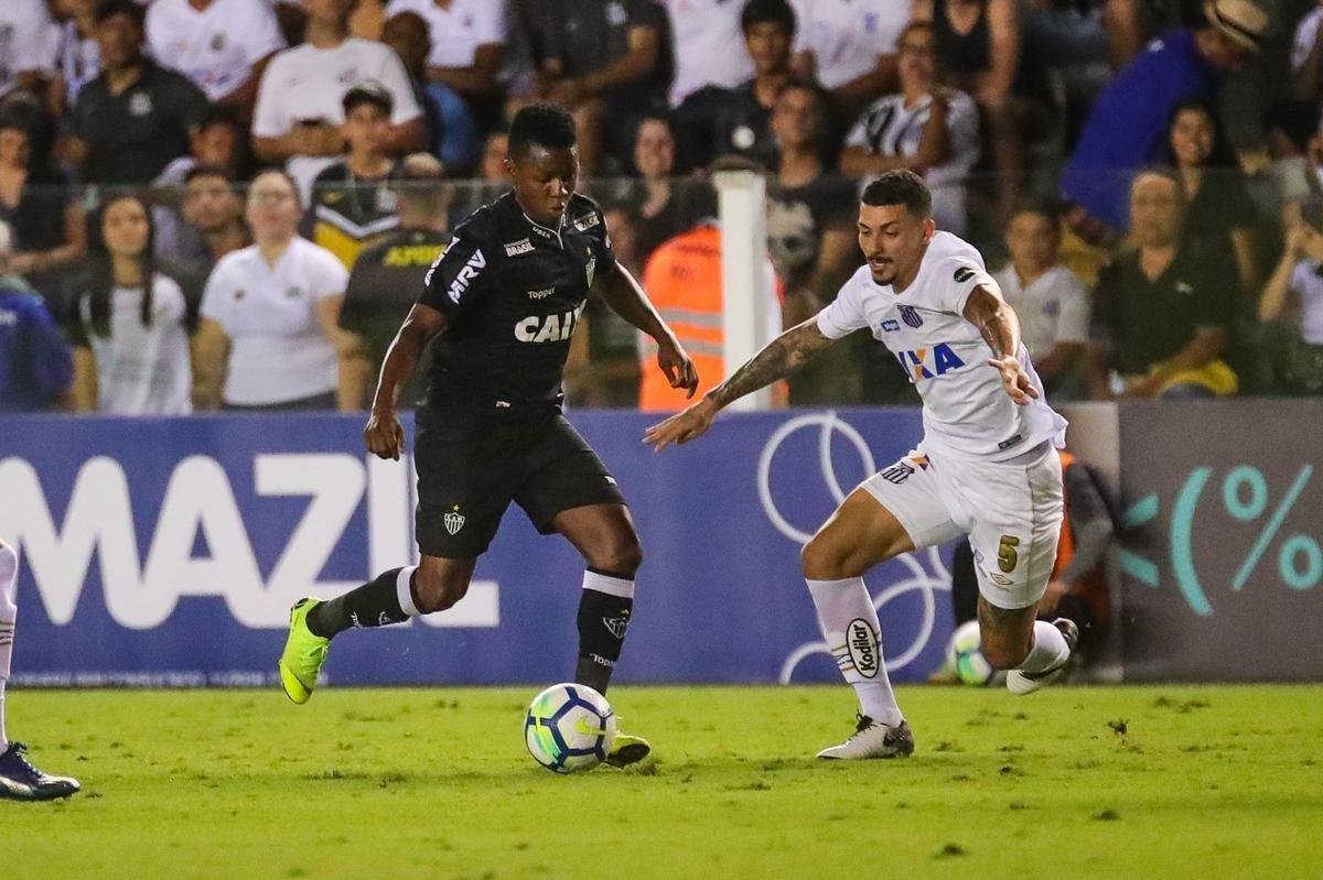 Na Vila Belmiro, Atltico  derrotado pelo Santos por 3 a 2, pela 37 rodada do Campeonato Brasileiro 