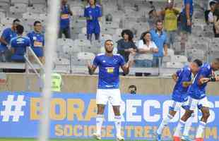 Atacante Thiago, promovido do time jnior, marcou o primeiro gol celeste em 2020