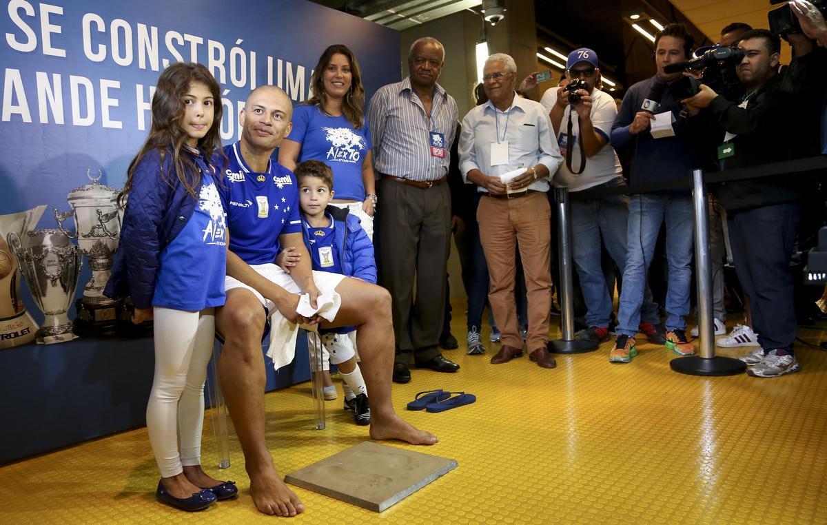 Jogo Trplice Coroa x dolos Eternos, no Mineiro