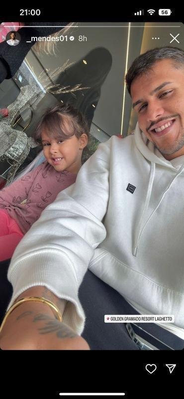 Goleiro Matheus Mendes com a famlia em Gramado, no Rio Grande do Sul